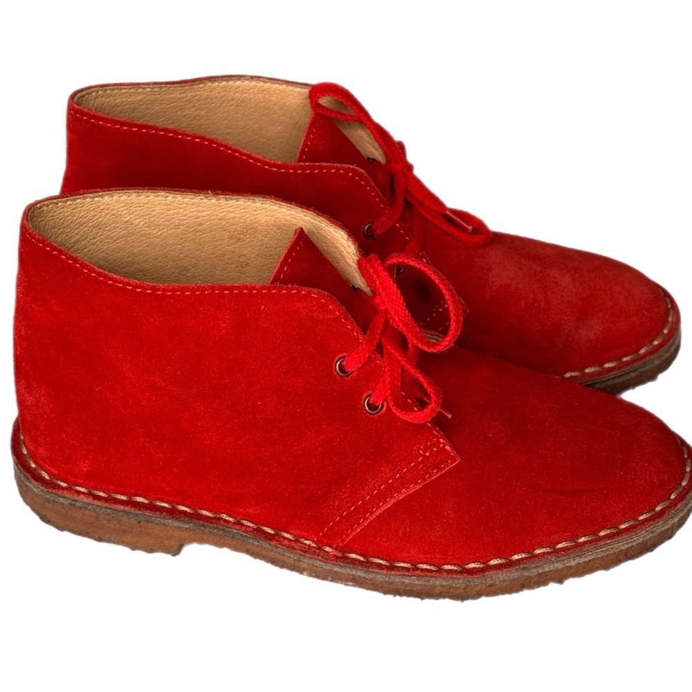 Onid Studio Red Suede Lace Up Chukka Boot Gum Rubber Soles Size 37